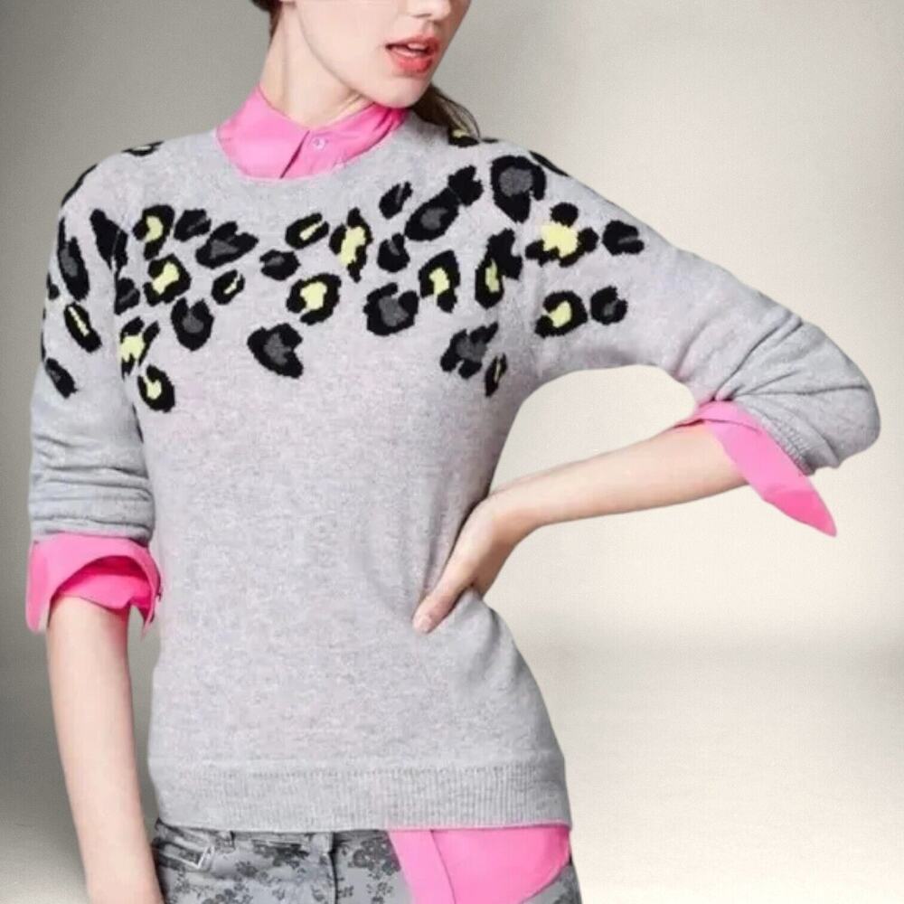 AQUA 100% Cashmere Sweater Jaguar Print Gray Neon Green Cozy Warm Relaxed Small